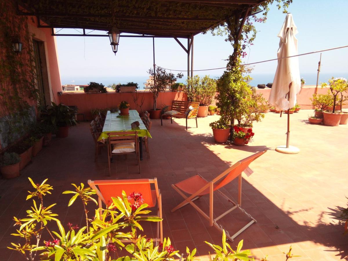 A Casa Di Tommy B&B Acireale Luaran gambar